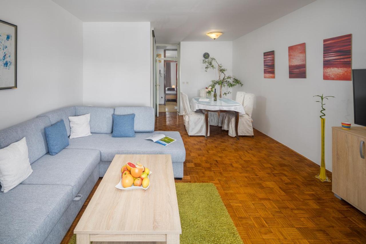 Apartment Miha *